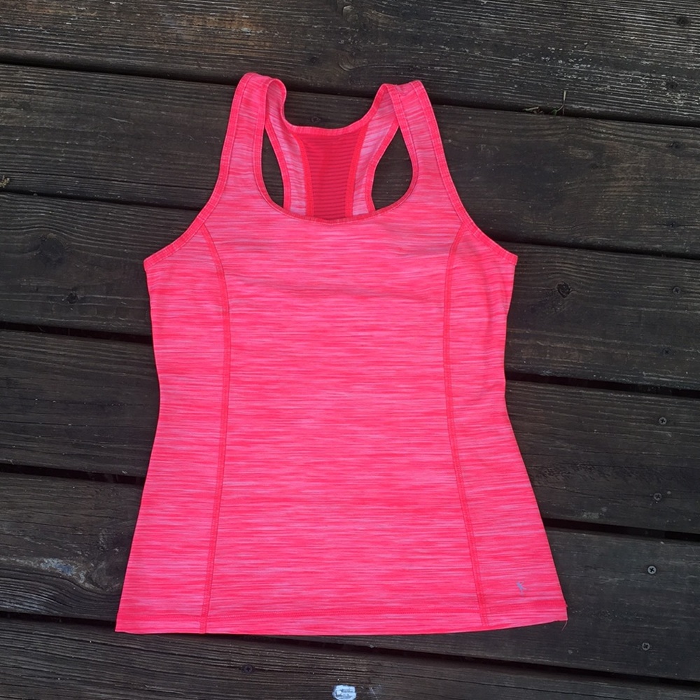 Danskin Now athletic tank size small